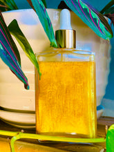 Load image into Gallery viewer, Golden Citrus Body Oil
